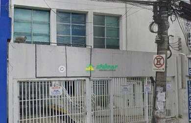 Imagem: O depósito possui 5 Vagas na garagem, 1.150m² de Área e