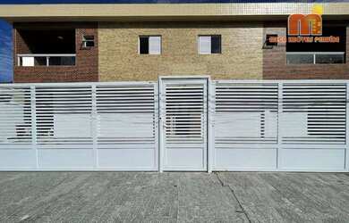 Imagem: A casa possui 2 Dormitórios, 3 Banheiros, 1 Vaga na garagem