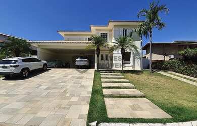 Imagem: A casa em condomínio possui 4 Dormitórios, 5 Banheiros, 4