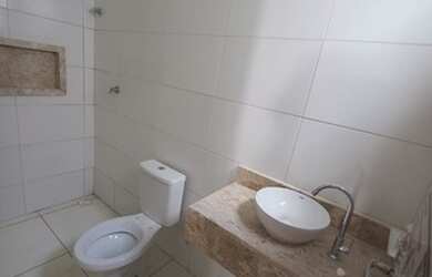 Imagem 4: Casa em Lauro de Freitas 3 Suítes, garagem, condomínio piscina