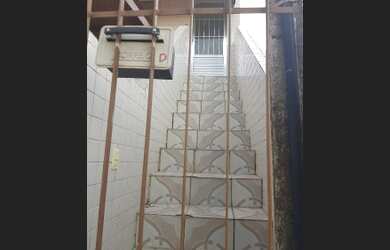 Imagem: A casa possui 2 Dormitórios, 2 Banheiros, 70m² de Área e