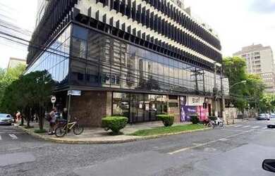 Imagem: O depósito possui 391m² de Área e está localizado em Centro