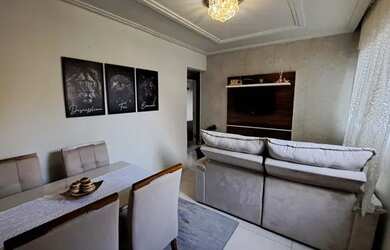 Imagem: O apartamento possui 2 Dormitórios, 1 Banheiro, 1 Vaga na garagem