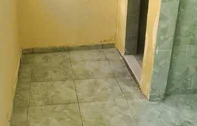 Imagem: O quarto para alugar e está localizado em Freguesia, Rio de