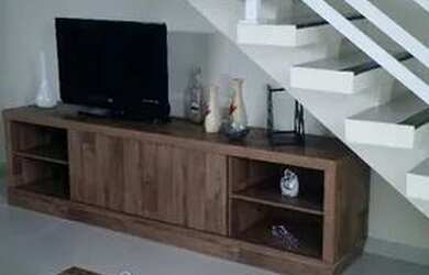 Imagem: A casa possui 3 Dormitórios, 4 Banheiros, 1 Vaga na garagem