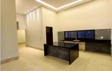 Imagem: A casa em condomínio possui 3 Dormitórios, 3 Banheiros, 4