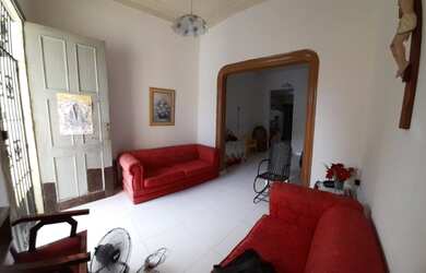 Imagem: A casa possui 3 Dormitórios, 3 Banheiros, 140m² de Área e