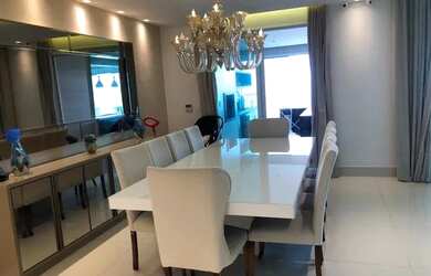 Imagem: O apartamento possui 4 Dormitórios, 4 Banheiros e 305m² de