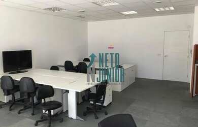 Imagem: O depósito possui 2 Vagas na garagem, 70m² de Área, Imóvel