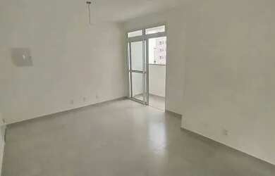 Imagem: O apartamento possui 2 Dormitórios, 2 Banheiros, 2 Vagas na