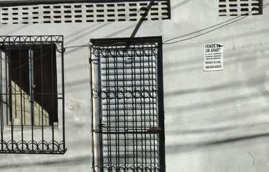 Imagem: A casa possui 1 Dormitório e 1 Banheiro e está localizado