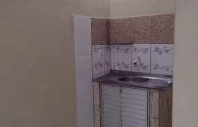 Imagem 13: ALUGO kitnet apto CaSAL sem Filhos Não paga energia e nem água