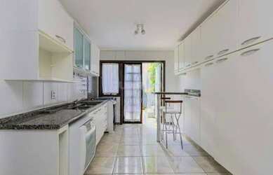 Imagem 7: Casa ampla de 4 dormitórios, sendo 3 suíte, no bairro Chácara das Pedras