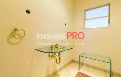 Imagem 9: Um Lindenberg de 494 m2 com ares de casa no coração dos jardins