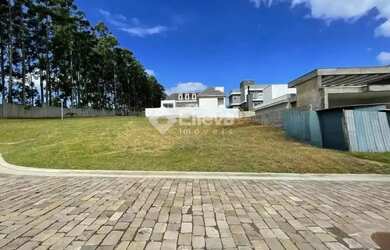 Imagem: O terreno possui 638m² de Área e está localizado em Morada