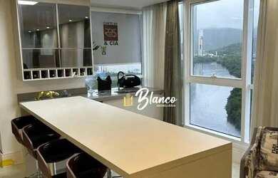 Imagem: O apartamento possui 3 Dormitórios, 4 Banheiros, 3 Vagas na