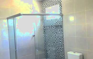 Imagem: A casa em condomínio possui 5 Dormitórios, 2 Banheiros, 4