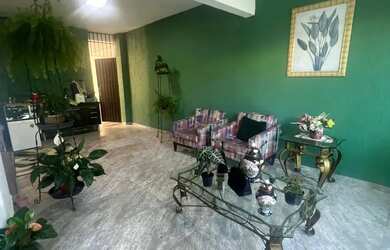 Imagem 3: Casas para locação no Centro em Macaé/RJ, 02 Casas sendo 1 térrea e a outra sobrado com ga