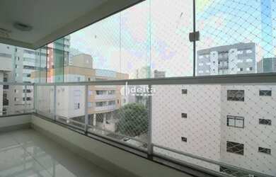 Imagem 8: Cobertura disponível para locação no bairro Copacabana em Uberlândia-MG