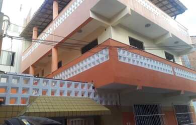 Imagem: A casa possui 2 Dormitórios, 2 Banheiros e está localizado