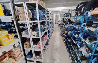 Imagem: O depósito possui 260m² de Área e está localizado em Catete