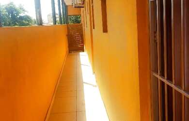 Imagem: A kitnet possui 1 Dormitório, 1 Banheiro, 1 Vaga na garagem