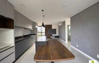 Imagem: O apartamento possui 3 Dormitórios, 2 Banheiros, 2 Vagas na