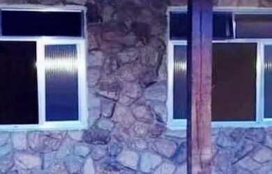 Imagem: A casa em condomínio possui 2 Dormitórios, 2 Banheiros, 2