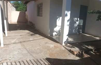 Imagem 14: Imóvel para aluguel possui 90 metros quadrados com 2 quartos