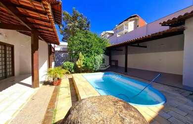 Imagem 2: Casa de 5 quartos à venda Camboinhas