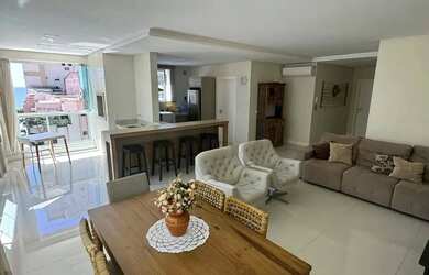 Imagem: O apartamento possui 3 Dormitórios, 4 Banheiros, 3 Vagas na