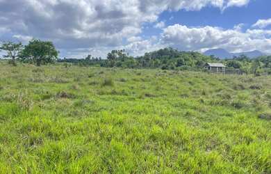 Imagem: A chácara possui 2250m² de Área e está localizado em Jardim