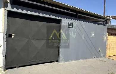 Imagem: O apartamento possui 2 Dormitórios, 1 Banheiro, 2 Vagas na