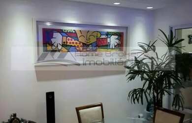 Imagem: O apartamento possui 2 Dormitórios, 2 Banheiros, 2 Vagas na