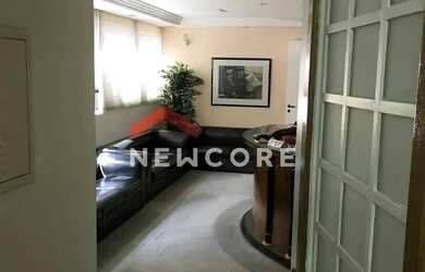 Imagem: O depósito possui 2 Vagas na garagem e 134m² de Área e está