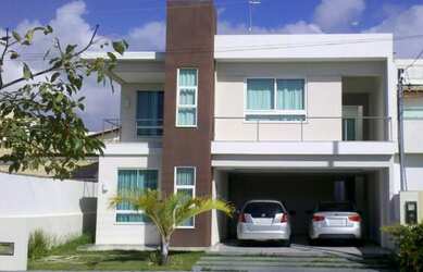 Imagem: A casa em condomínio possui 4 Dormitórios, 4 Banheiros, 4