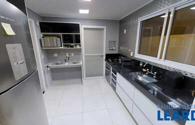 Imagem 2: CASA EM CONDOMÍNIO - TAMBORÉ - SP