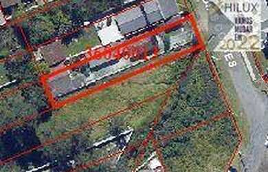 Imagem: O terreno possui 895m² de Área e está localizado em Jardim