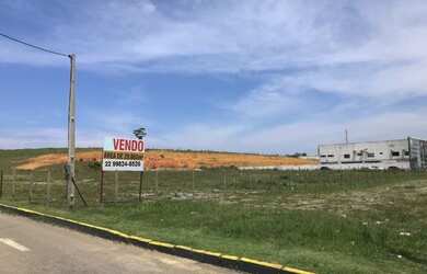Imagem: O terreno possui 20.000m² de Área e está localizado em Granja