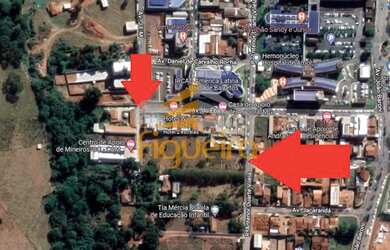 Imagem: O terreno possui 7.036m² de Área e está localizado em Doutor