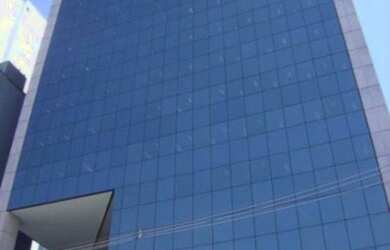 Imagem: O depósito possui 3 Vagas na garagem, 137m² de Área, Imóvel