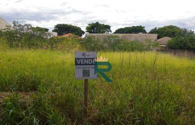 Imagem: O terreno possui 300m² de Área e está localizado em Santa