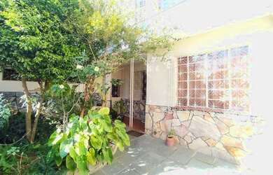 Imagem: O terreno possui 250m² de Área e está localizado em Sagrada