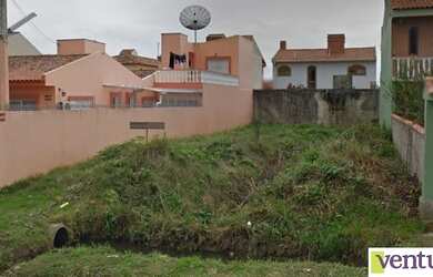 Imagem: O terreno possui 300m² de Área e está localizado em Laranjal