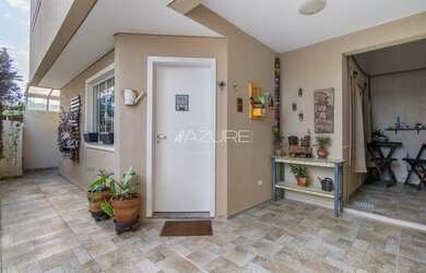 Imagem: A casa em condomínio possui 3 Dormitórios, 3 Banheiros, 2