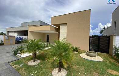 Imagem: A casa em condomínio possui 3 Dormitórios, 4 Banheiros, 4