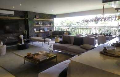 Imagem: O apartamento possui 4 Dormitórios, 4 Banheiros, 2 Vagas na