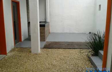 Imagem: O depósito possui 5 Vagas na garagem e 218m² de Área e está