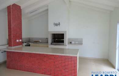 Imagem: A casa em condomínio possui 4 Dormitórios, 5 Banheiros, 4