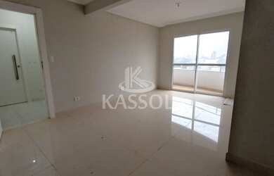 Imagem: O apartamento possui 2 Dormitórios, 2 Banheiros, 2 Vagas na